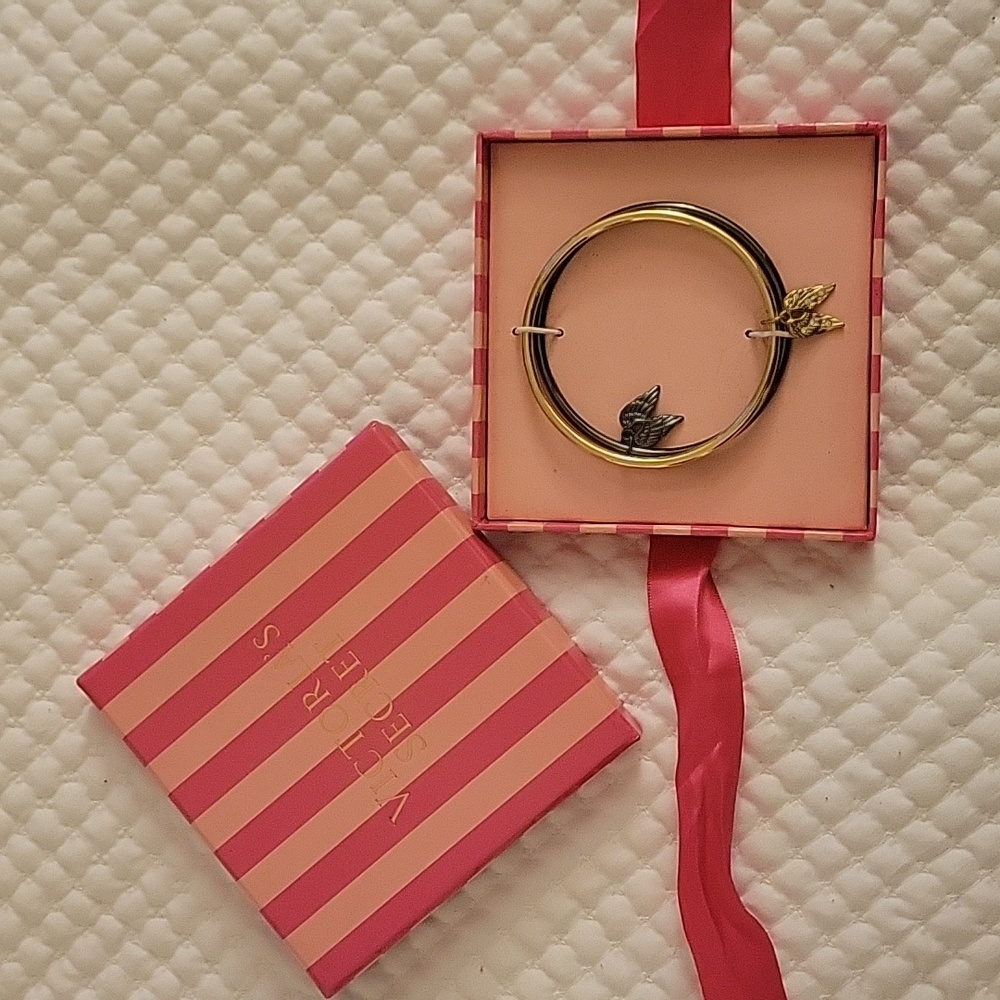 ❤️ Victoria's Secret Bangles NWT ❤️